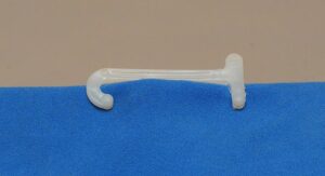 Зажим (прищепка) для білизни, запобігає ковзанню.